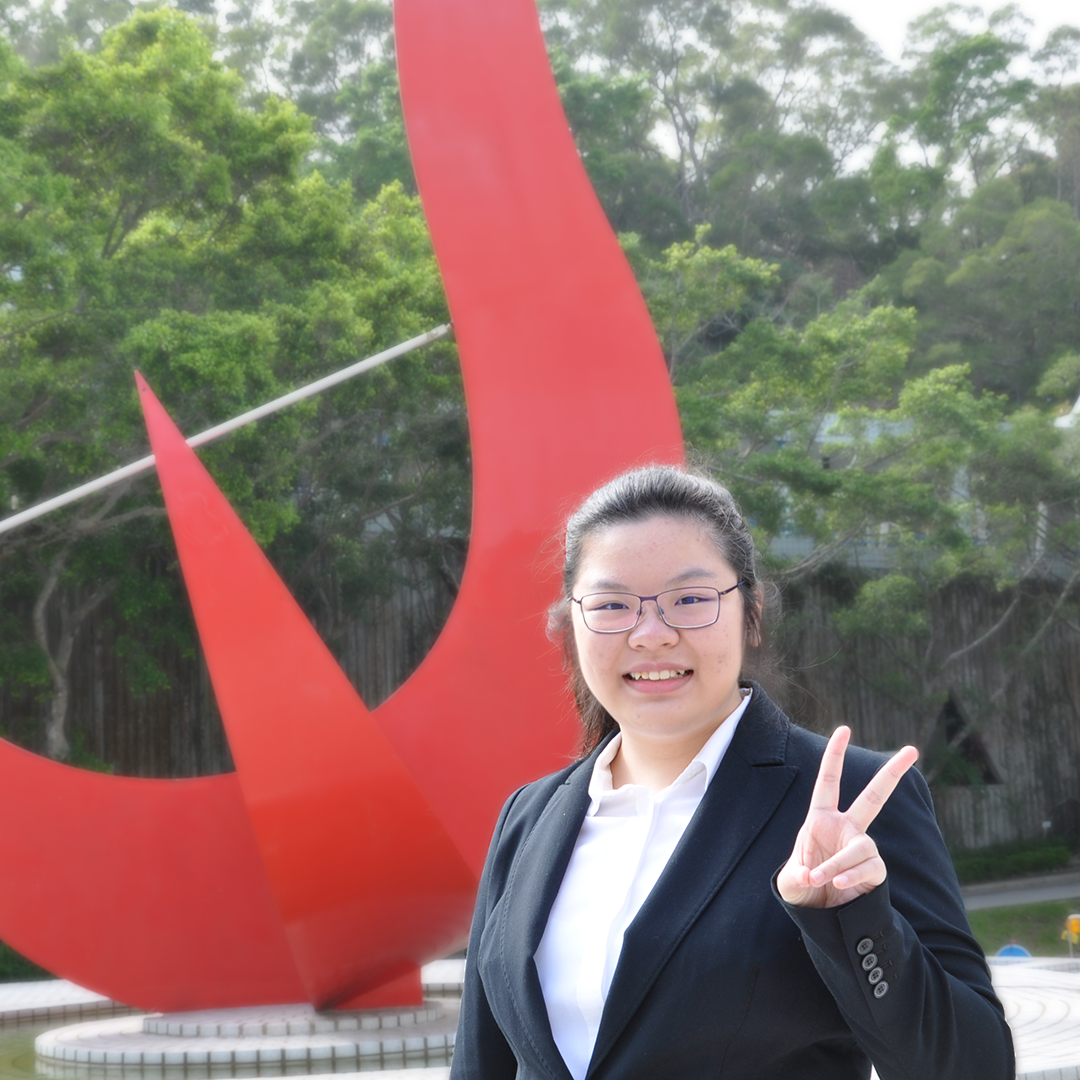 黎敏慧选择留港攻读科大理学院的国际科研课程(IRE)，全因她深信这个独一无二的课程能让自己提早接触研究工作
