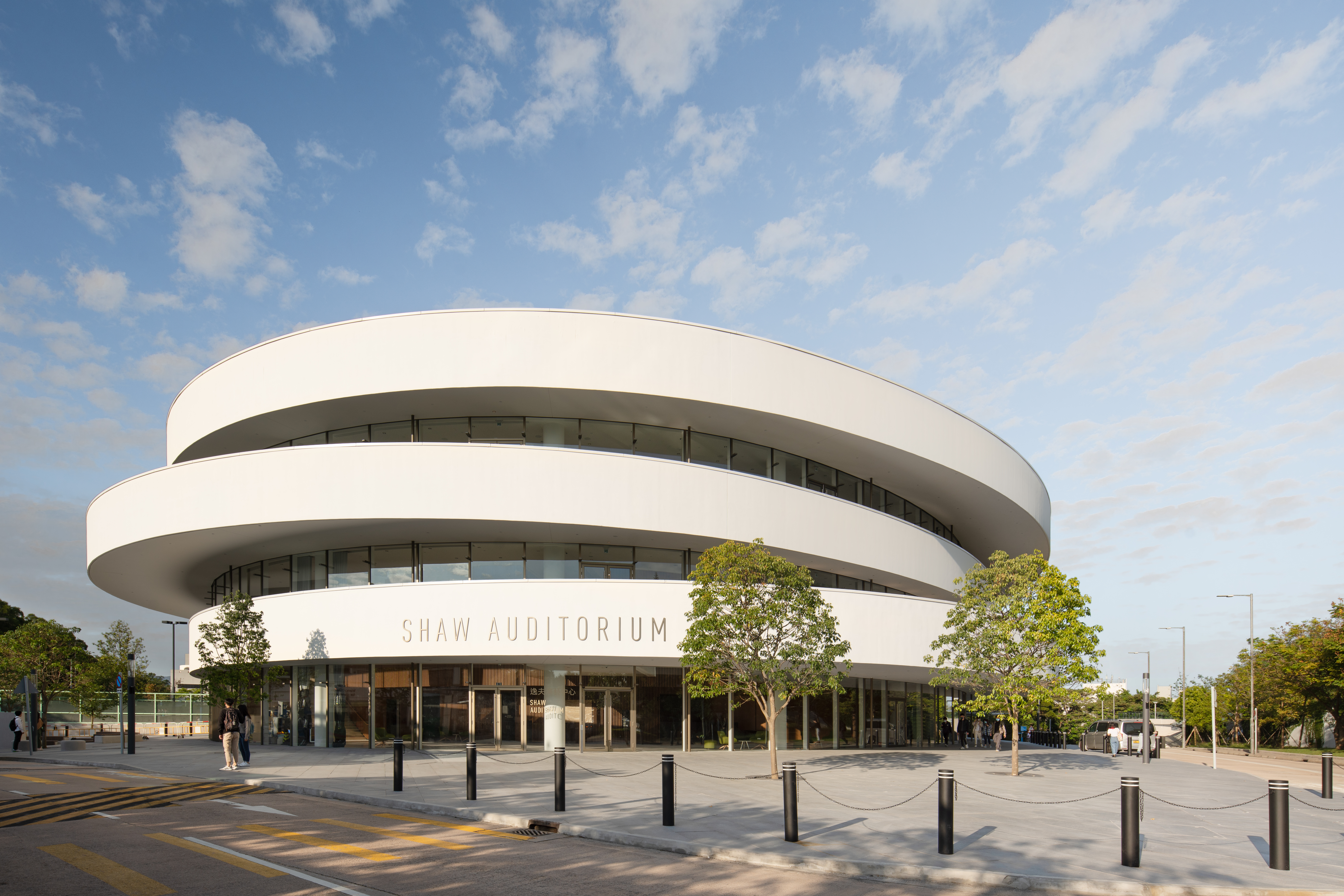 Shaw Auditorium at HKUST  (Photo credit: Henning Larsen Architects)