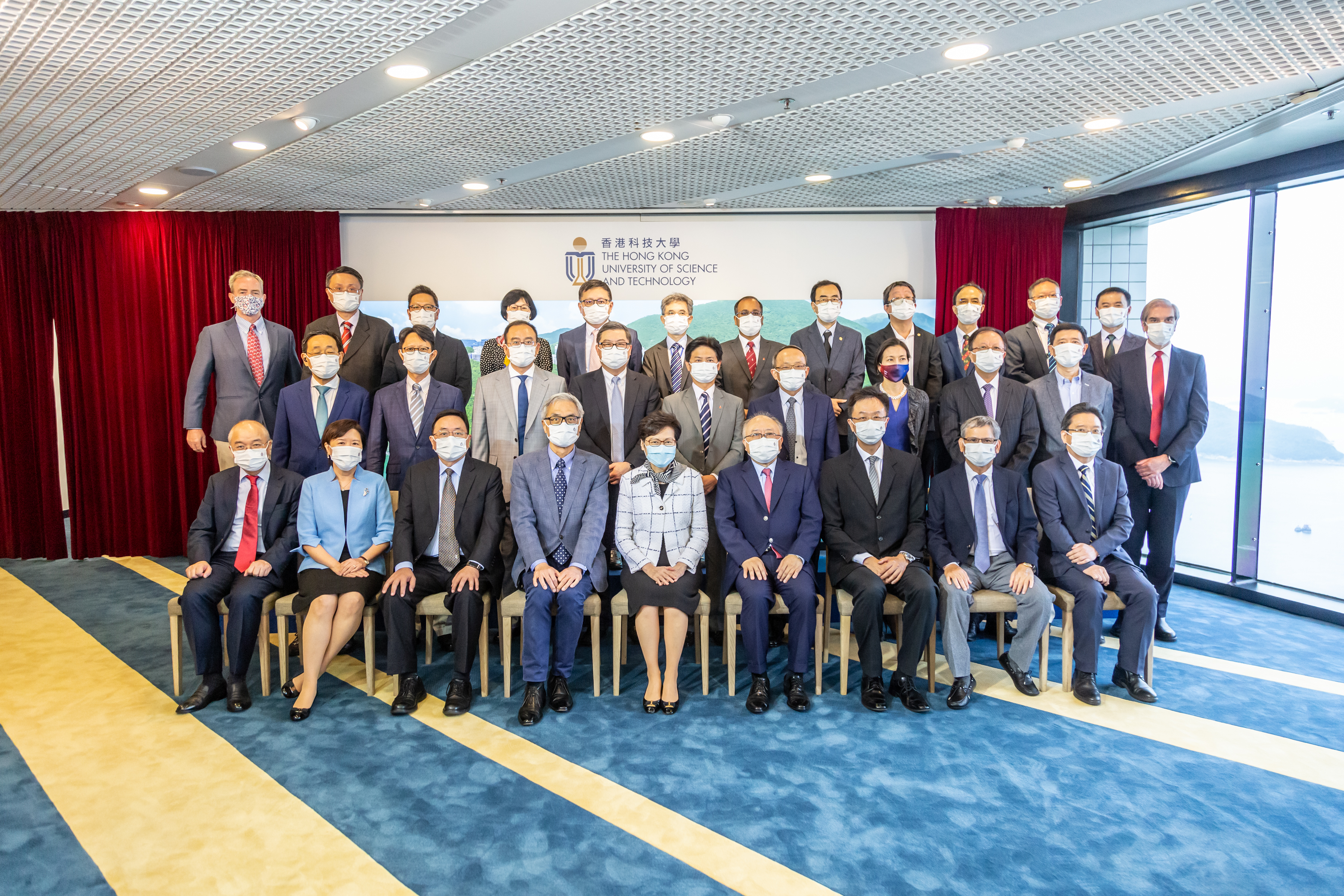 行政长官林郑月娥女士於2021年8月6日到访科大，了解大学最新的科研及创新工作与成果。