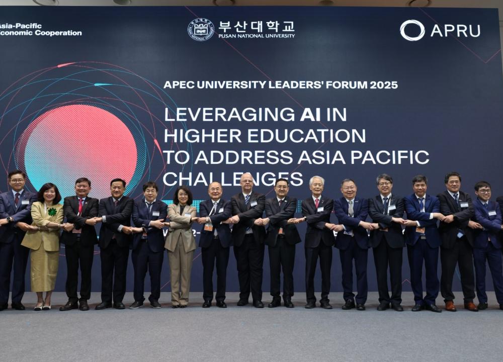 HKUST Joins APRU APEC University Leaders Forum 2025 Shaping AI-Driven Education